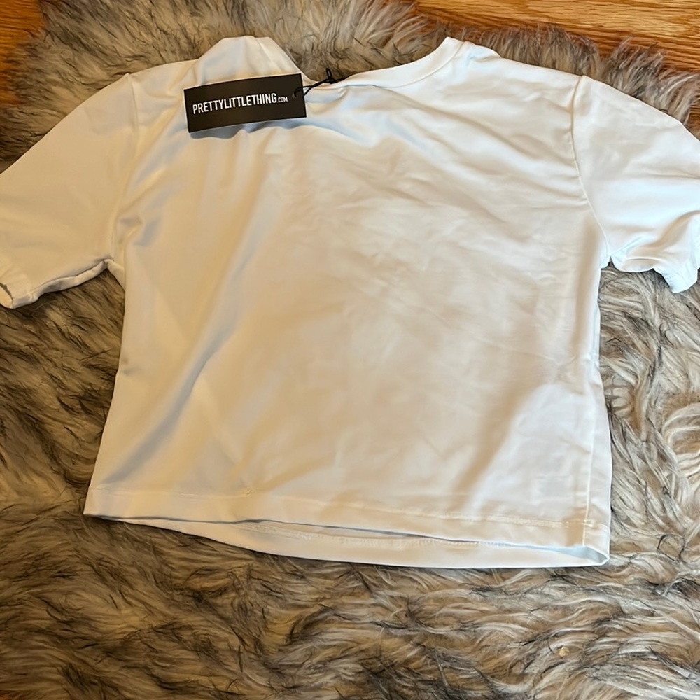 White Cropped Tee